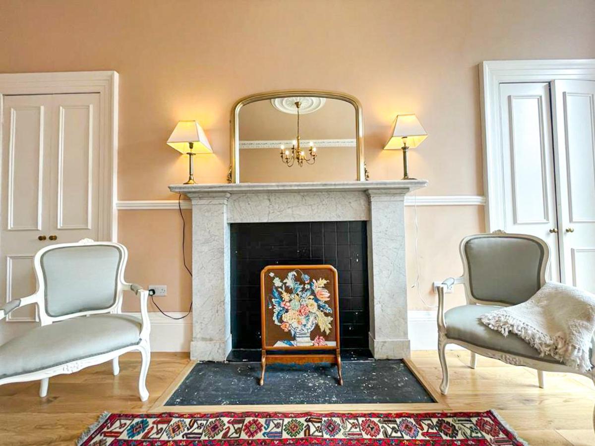 Remarkable 5br Townhouse With Garden, Sleeps 12 * Édimbourg