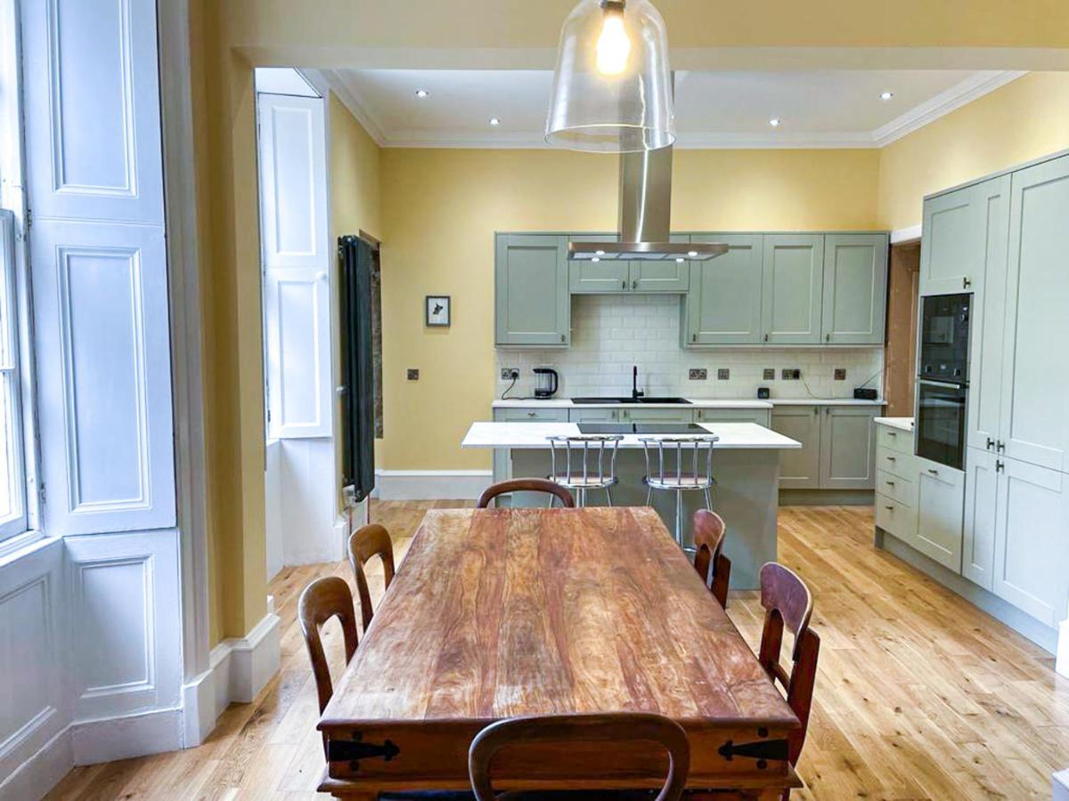 Appartement Remarkable 5br Townhouse With Garden, Sleeps 12 Édimbourg